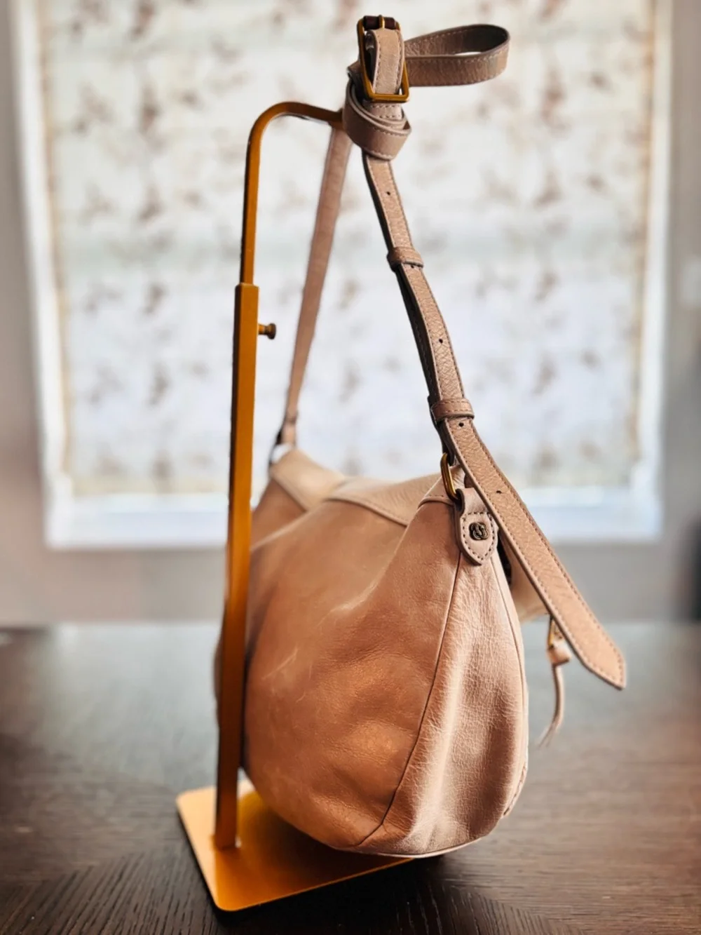 Elliott Lucca Boho Leather Crossbody Hobo Bag Neutral Taupe Purse